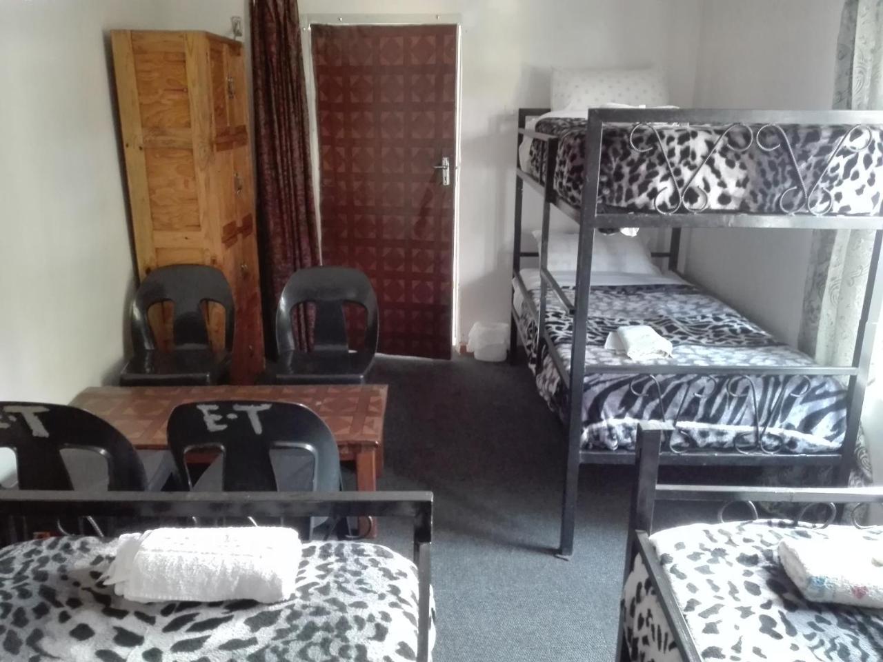 A Pousada Fish Eagle Backpackers Lusaka Exterior foto